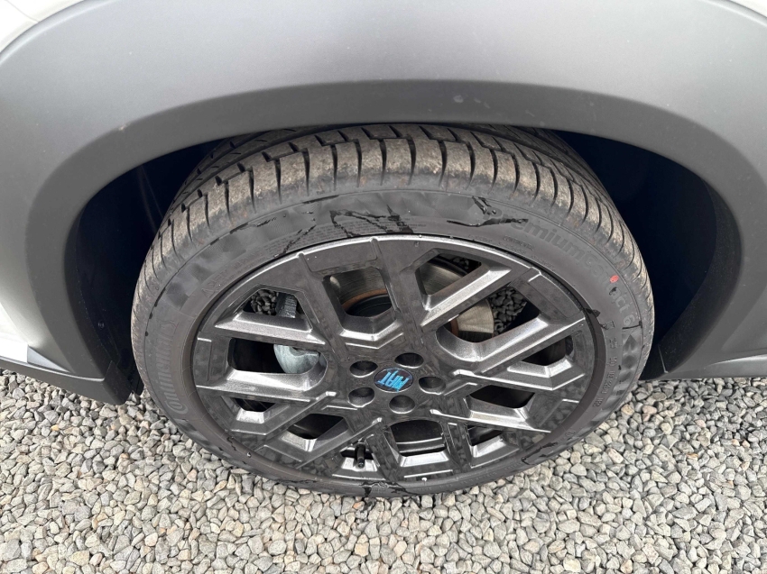 fastback impetus 200 t. aut (hibrido)7