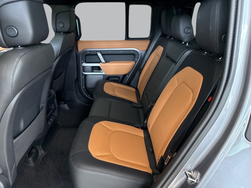 3.0 d300 turbo diesel mhev r-dynamic hse15