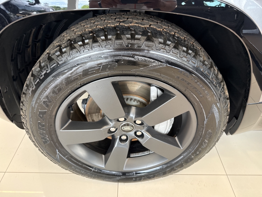 3.0 d300 turbo diesel mhev r-dynamic hse8