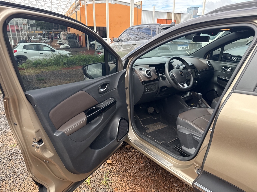 captur 1.3 tce flex iconic x-tronic9