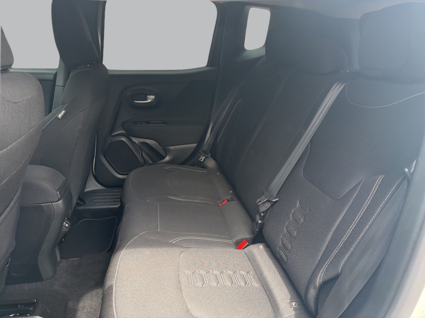 renegade 1.3 t270 turbo flex sport at612