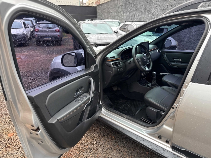 oroch 1.3 tce flex outsider x-tronic9