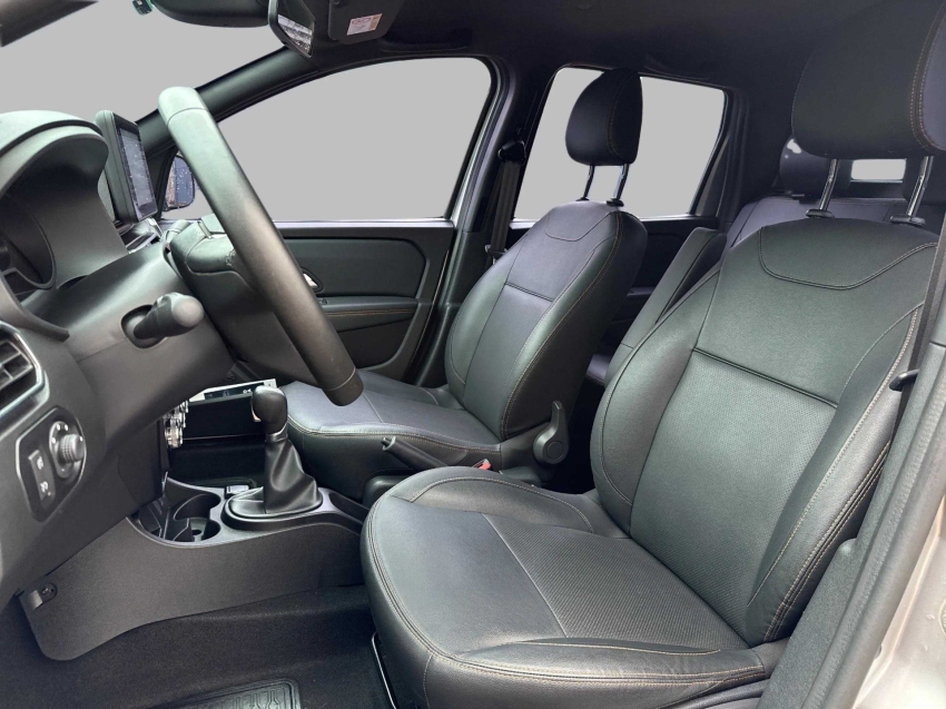 oroch 1.3 tce flex outsider x-tronic10