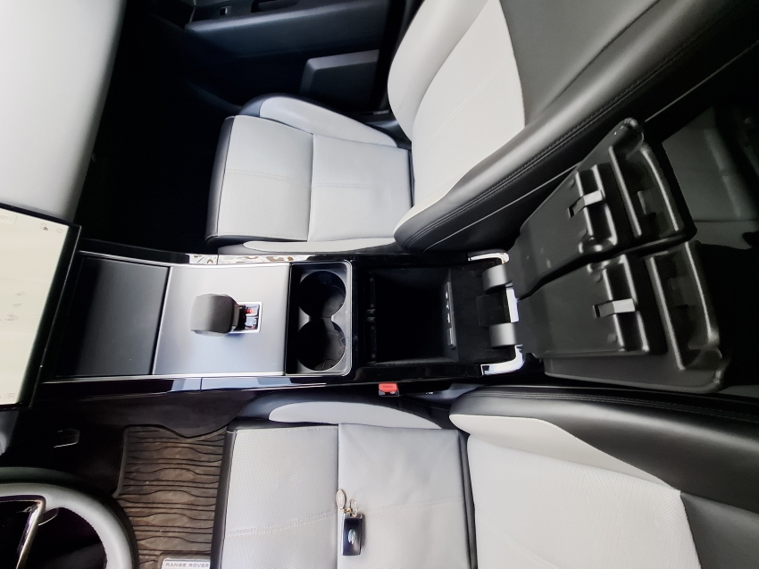 range rover velar 2.0 p400e phev r-dynamic hse aut12