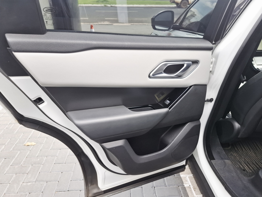 range rover velar 2.0 p400e phev r-dynamic hse aut9