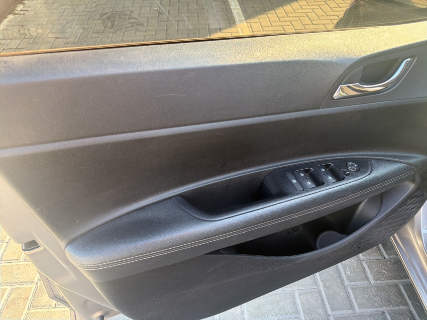 hb20 1.0 12v flex limited plus manual8