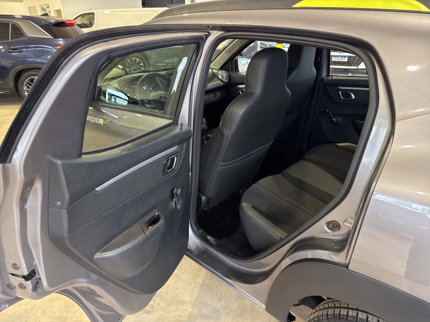 kwid 1.0 12v sce flex outsider manual12