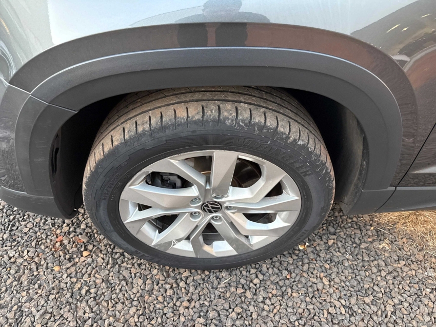 taos 1.4 250 tsi total flex comfortiline automatico9