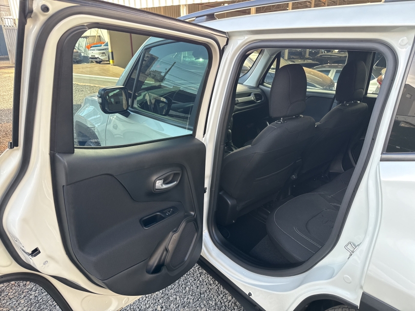 renegade 1.3 t270 turbo flex sport at613