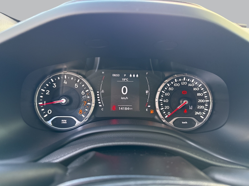 renegade 1.3 t270 turbo flex sport at617