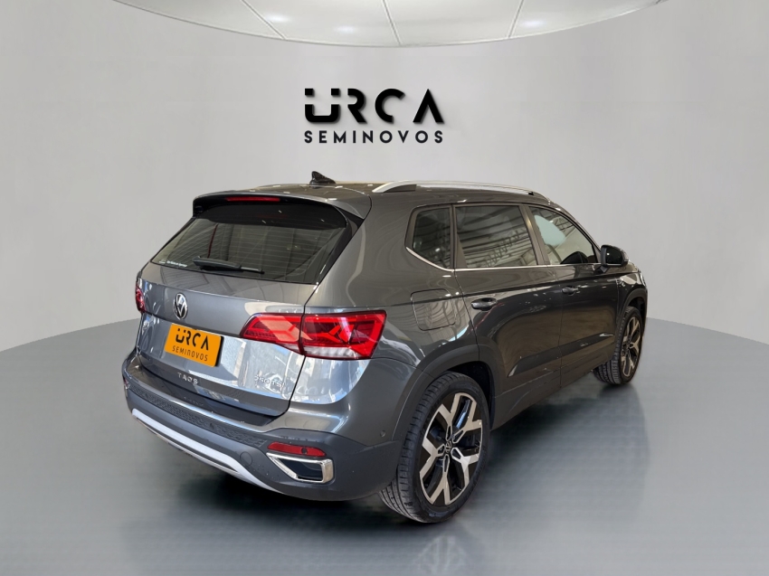 taos 1.4 250 tsi total flex highline automatico4