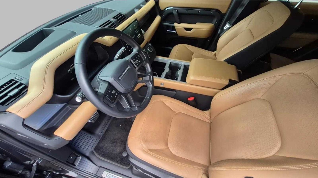 defender 3.0 d300 diesel 110 x-dynamic hse awd12