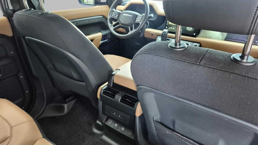 defender 3.0 d300 diesel 110 x-dynamic hse awd11