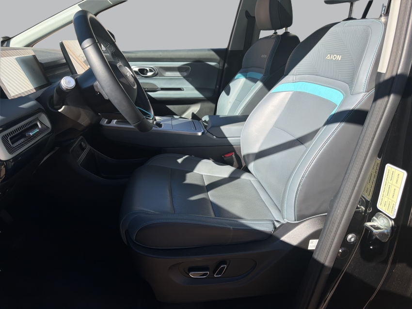 aion y 63,2 kw eletrico premium10