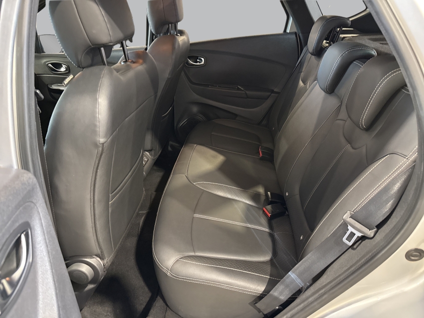 captur 1.3 tce flex intense x-tronic11