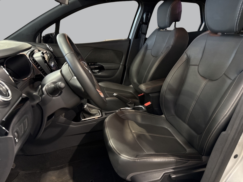 captur 1.3 tce flex intense x-tronic9