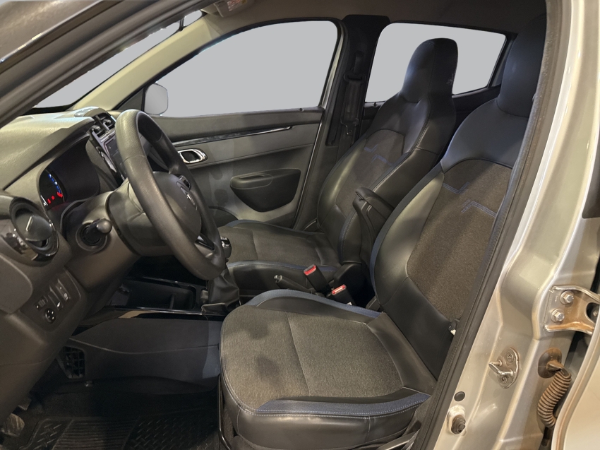 kwid 1.0 12v sce flex outsider manual9