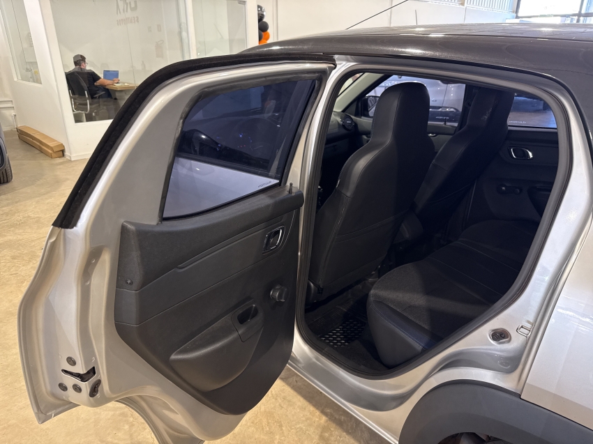 kwid 1.0 12v sce flex outsider manual10