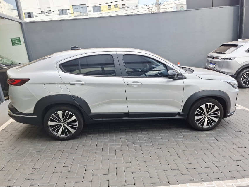 fastback 1.0  turbo 200 flex audace cvt6