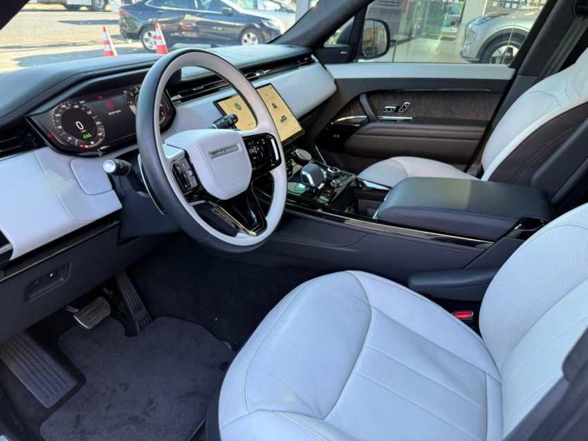 range rover sport 3.0 p510e phev first edition17