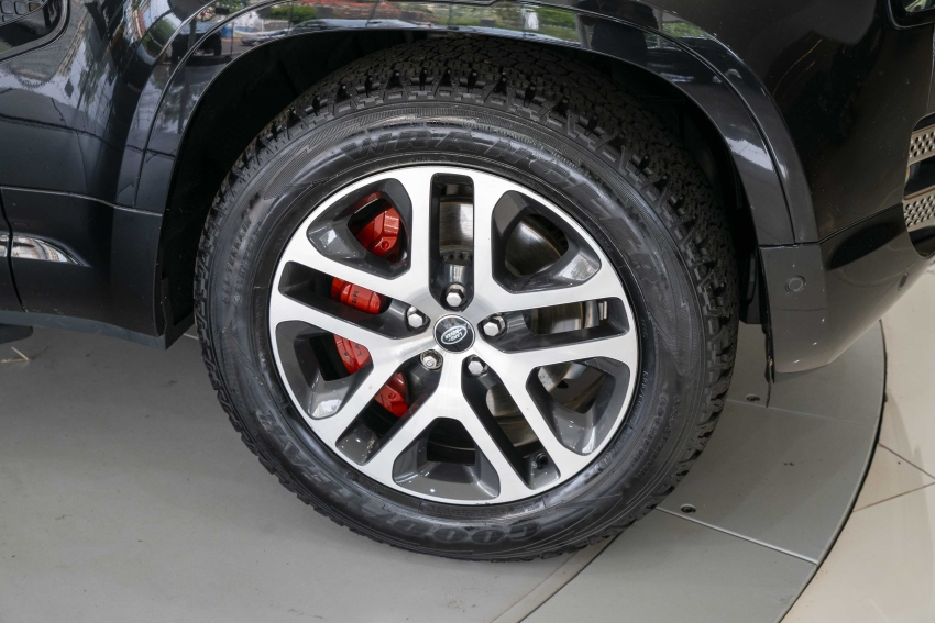Defender 3.0 D300 Turbo Diesel Mhev 110 X Awd Auto 9