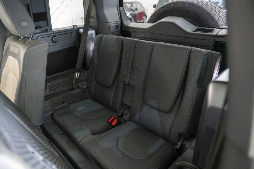 Defender 3.0 D300 Turbo Diesel Mhev 110 X Awd Auto 30