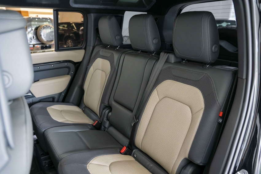 Defender 3.0 D300 Turbo Diesel Mhev 110 X Awd Auto 28