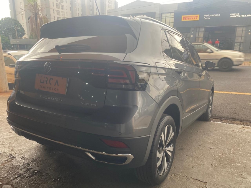 T-CROSS 1.4 250 TSI TOTAL FLEX HIGHLINE AUTOMATICO3