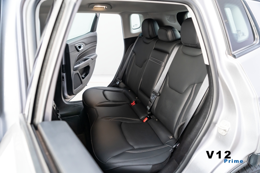 jeep compass 1.3 t270 turbo flex longitude at6 4p automatico 2024