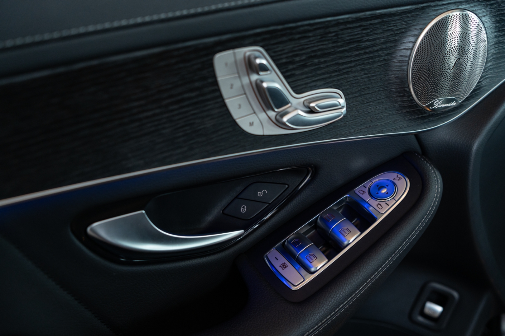 mercedes-benz glc 300 2.0 cgi gasolina coupe amg line 4matic 9g-tronic 4p automatico 202317