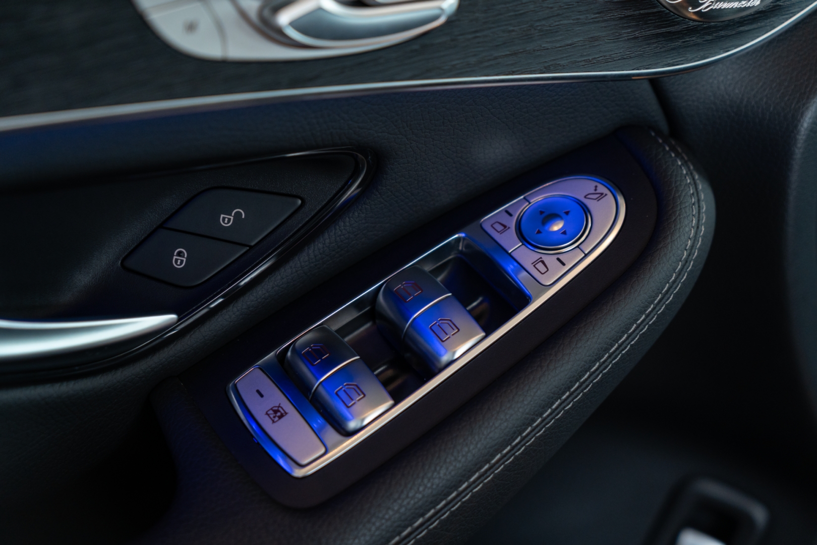 mercedes-benz glc 300 2.0 cgi gasolina coupe amg line 4matic 9g-tronic 4p automatico 202318