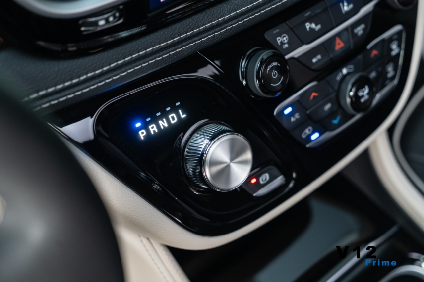 chrysler pacifica 3.6 v6 e-hybrid pinnacle awd si-evt hibrido 4p automatico 2023