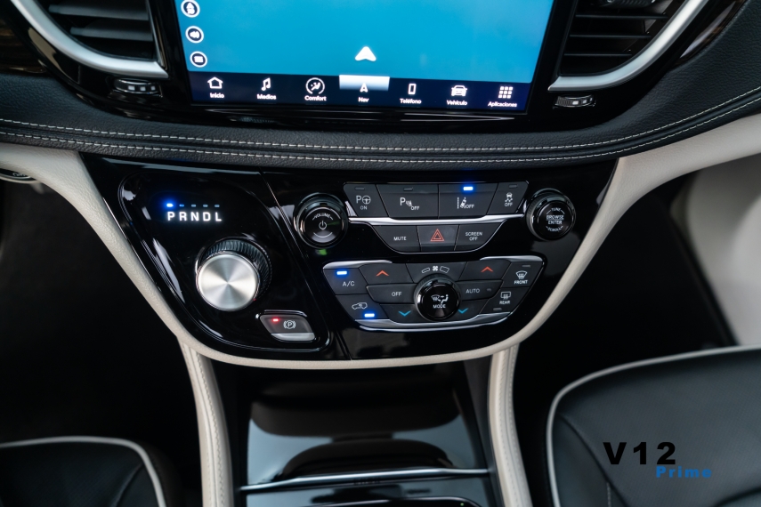chrysler pacifica 3.6 v6 e-hybrid pinnacle awd si-evt hibrido 4p automatico 2023