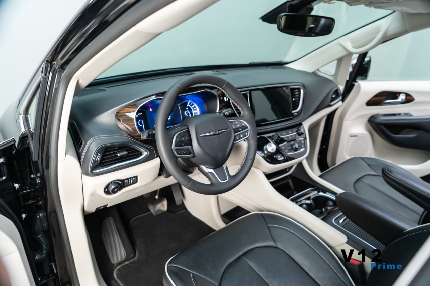 chrysler pacifica 3.6 v6 e-hybrid pinnacle awd si-evt hibrido 4p automatico 2023
