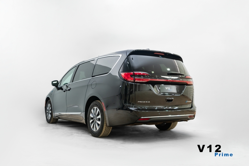 chrysler pacifica 3.6 v6 e-hybrid pinnacle awd si-evt hibrido 4p automatico 2023