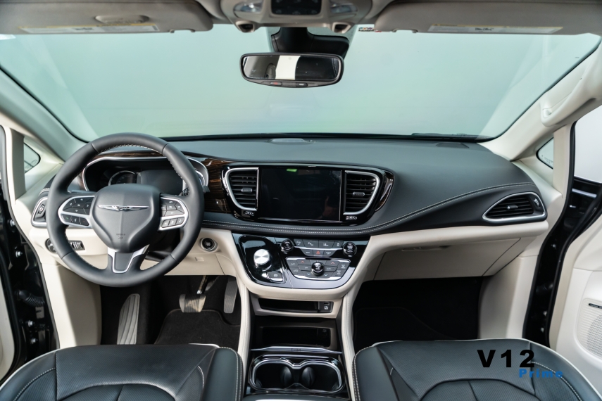 chrysler pacifica 3.6 v6 e-hybrid pinnacle awd si-evt hibrido 4p automatico 2023