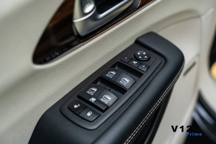 chrysler pacifica 3.6 v6 e-hybrid pinnacle awd si-evt hibrido 4p automatico 2023