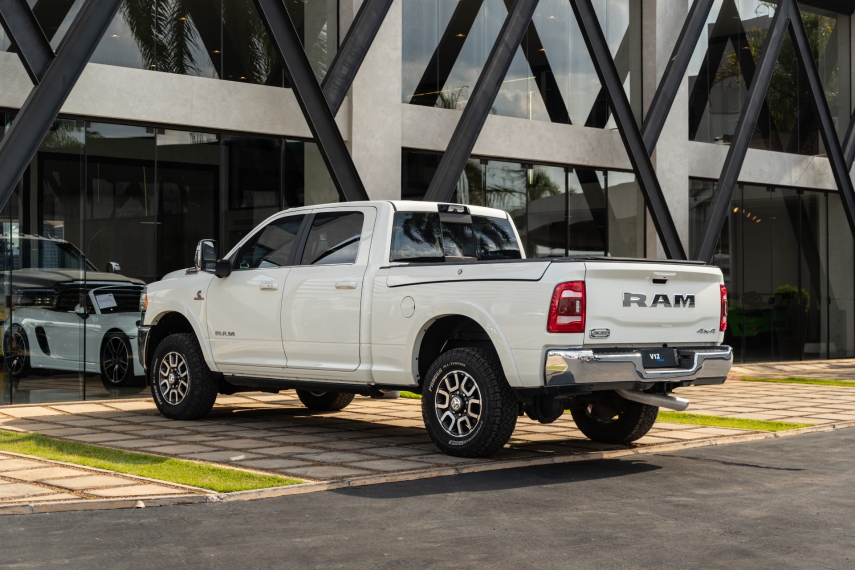ram 3500 6.7 i6 turbo diesel limited longhorn cd 4x4 automatico 4p 2023
