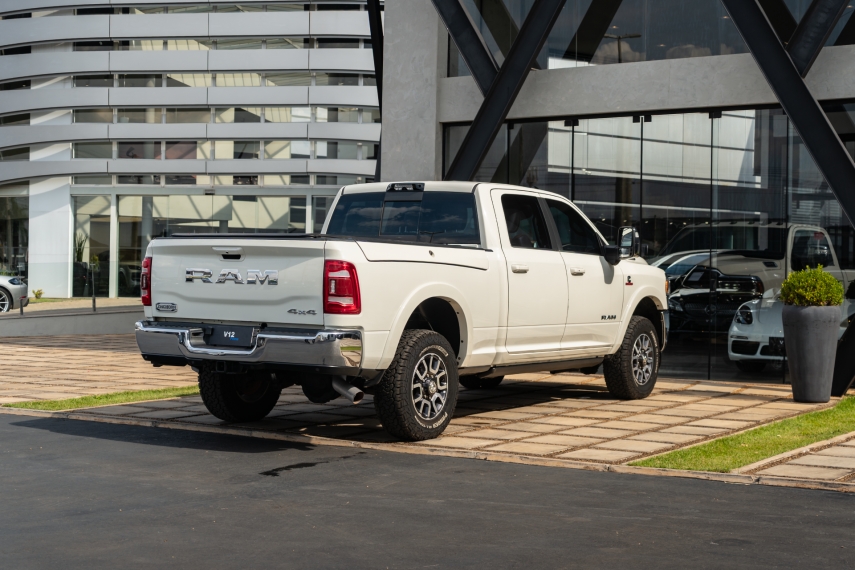 ram 3500 6.7 i6 turbo diesel limited longhorn cd 4x4 automatico 4p 2023
