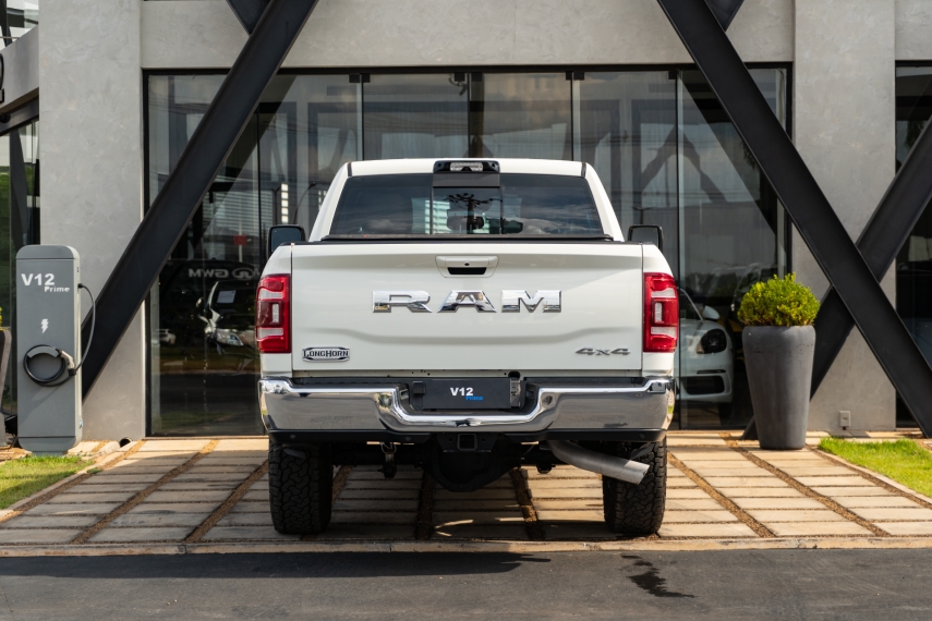 ram 3500 6.7 i6 turbo diesel limited longhorn cd 4x4 automatico 4p 2023