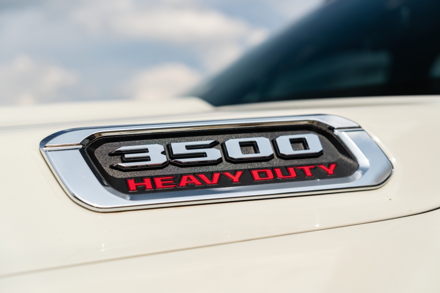 ram 3500 6.7 i6 turbo diesel limited longhorn cd 4x4 automatico 4p 2023