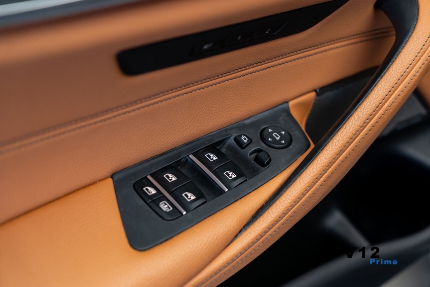 bmw 530e 2.0 16v twinpower hibrido m sport automatico 4p 202017