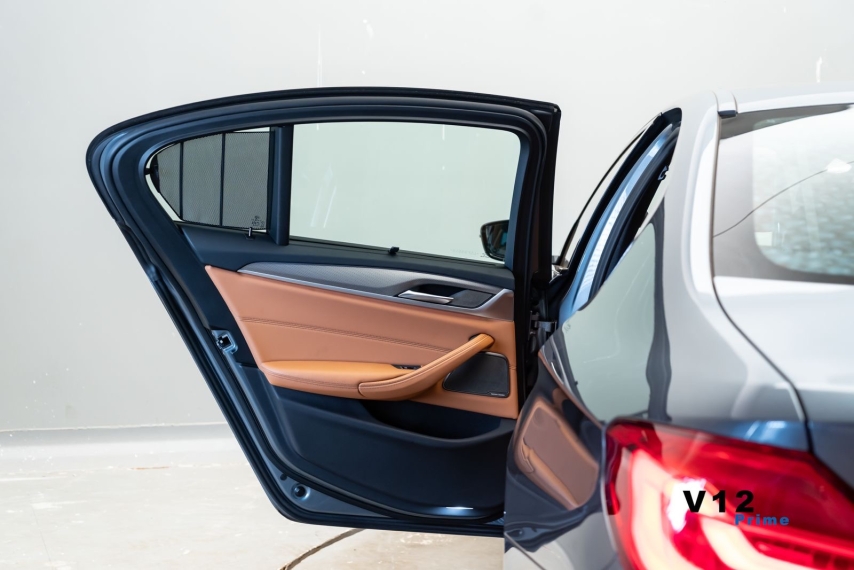 bmw 530e 2.0 16v twinpower hibrido m sport automatico 4p 202016