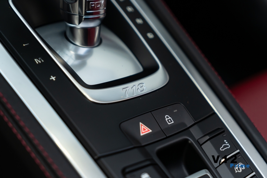 porsche 718 2.0 16v h4 gasolina boxster pdk12