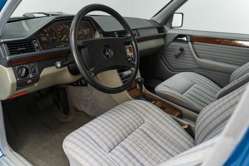 mercedes-benz 230 e 2.3 8v gasolina 4p automatico6