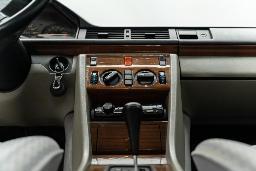 mercedes-benz 230 e 2.3 8v gasolina 4p automatico8