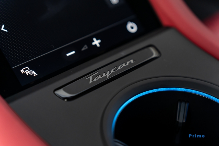 porsche taycan turbo eletrico18