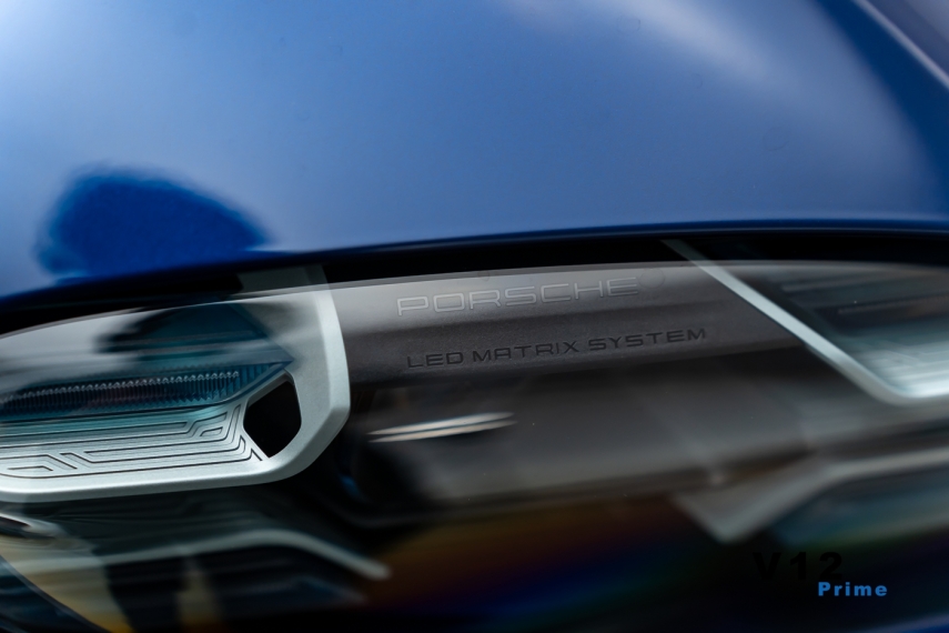 porsche taycan turbo eletrico35