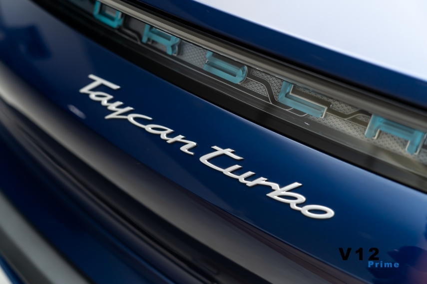 porsche taycan turbo eletrico28