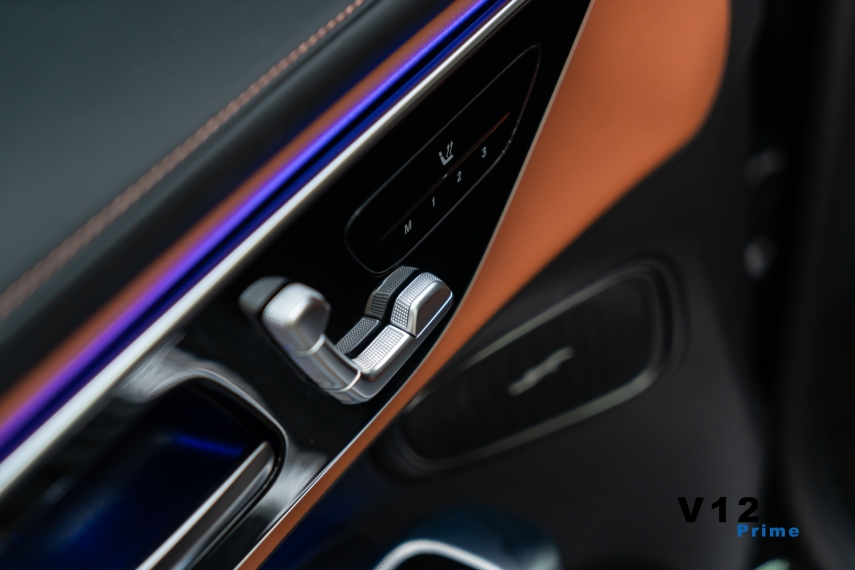 mercedes-benz glc 300 2.0 mhev amg line 4matic 9g-tronic hibrido 4p automatico 202525